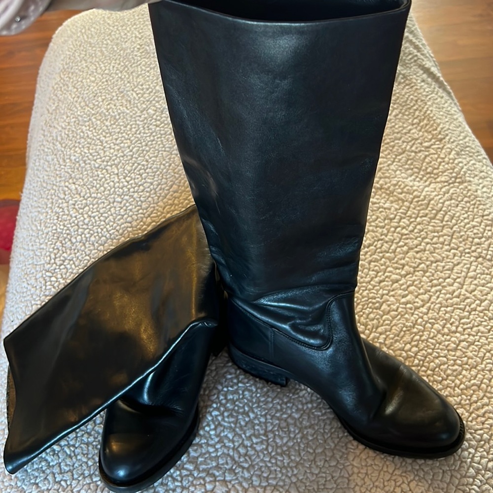 Women’s size 6 black tall boots